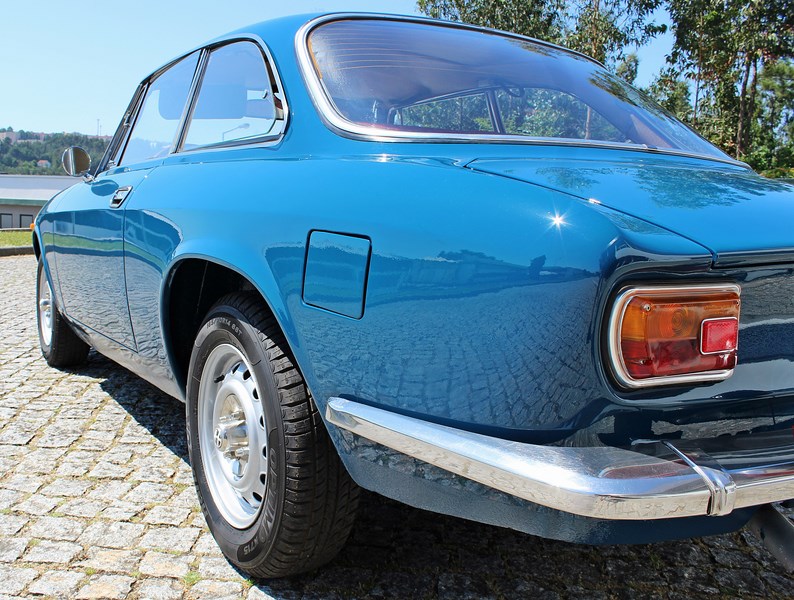 1972 Alfa Romeo 1300 GT Junior